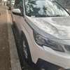 Peugeot 5008 venant thumb 0