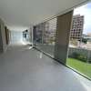 Appartement moderne neuf lumineux avec espaces paysagers thumb 6