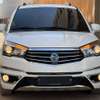 Ssangyong Korando Turismo 2017 thumb 0