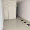 APPARTEMENT F4 A LOUER A NGOR EN FACE DU STADE thumb 4