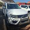 Suzuki grand vitara thumb 3
