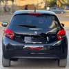 Peugeot 208 2016 thumb 4
