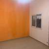 Chambre avec salle de bain à Ouakam thumb 1