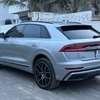 Audi Q8 S-LINE thumb 4