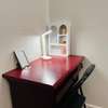 Studio Haut standing thumb 2