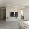 F5 de 352 m² à louer au point e avec les meubles thumb 9
