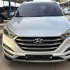 Hyundai Tucson 2016 diesel thumb 2