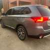 Mitsubishi Outlander thumb 5