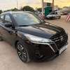 Nissan kicks 2021 thumb 2