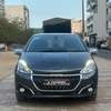 Peugeot 208 manuel diesel venant thumb 0