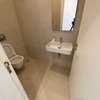 Appartement f4 à louer au point e thumb 5