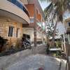 Ref_6223_GL Villa de 374m² à vendre à Biagui Virage thumb 0