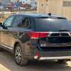 MITSUBISHI OUTLANDER 7places 2017🤞🏾🚘 thumb 3