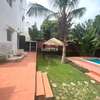 Villa R+1 de 700m2 à vendre ou à louer à Ngor Almadies thumb 2