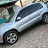 Volkswagen TIGUAN thumb 3