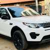Land Rover Discovery Sport blanc jantes noires SUV thumb 1