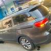 Kia carnival 2017 thumb 3
