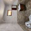Appartement très grand à Sacré cœur thumb 12
