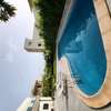 Très belle villa avec piscine et jardin thumb 2