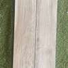 Carrelage imitation bois clair carré sol intérieur thumb 2