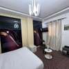 Belle et spacieuse chambre au Point E thumb 11