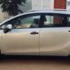 Toyota verso 2011 thumb 1