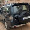 Mitsubishi pajero thumb 4