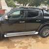 Mitsubishi L200 2017 thumb 1