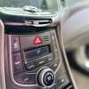 Hyundai avante thumb 13