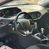 Peugeot 308 2017 thumb 2