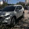 nissan rogue thumb 1