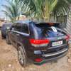 Jeep grand cherokee en très bon état thumb 0