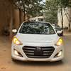 Hyundai Elantra GT 2017 venant thumb 4