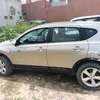 Nissan qashqai thumb 2