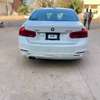 BMW 328i XDrive 2016 thumb 14