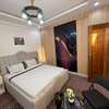 Belle et spacieuse chambre au Point E thumb 5
