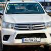 Toyota Hilux 2020 thumb 2