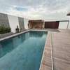 Villa contemporaine haut standing thumb 3