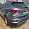 Hyundai Santa Fe 2018 SUV gris spacieux thumb 4