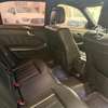 Mercedes E 300 v6 Anne 2016 full options thumb 5