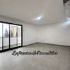 À LOUER – Superbe appartement avec terrasse sur la VDN thumb 8