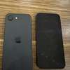 iPhone 16 e thumb 1