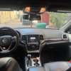 Jeep Grand Cherokee noir SUV 4x4 jantes alliage thumb 7
