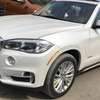 BMW X5 7 places thumb 1