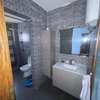 Tres bel appartement de 4 chambres salon a louer aux mamelle thumb 8