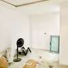 APPARTEMENT F3 À LOUER CITÉ DJILY MBAYE DIAMALAYE thumb 12