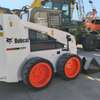 Chargeur compacteur bobcat S550 thumb 0