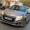 Peugeot 208 thumb 2