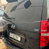 Location Minibus Hyundai Climatisé 12 Places avec Chauffeur thumb 3