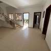 Jolie villa F6 avec jardin à Ngor Almadies thumb 6